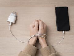 Айфон не заряжается: диагностика и ремонт от кабеля до порта