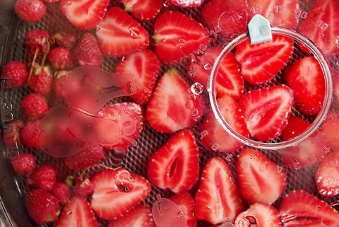 Клубничные чипсы и пастила без сахара