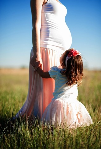 Домашние дела: что категорически нельзя делать во время беременности!