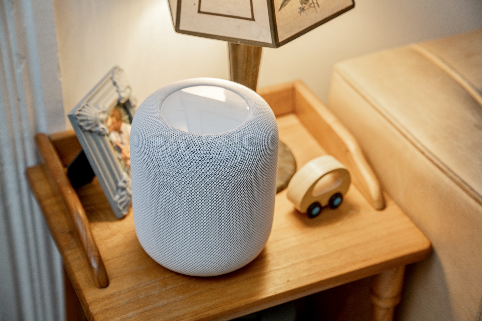 HomePod 2: Качественный звук и интеллектуальные возможности в компактном  исполнении