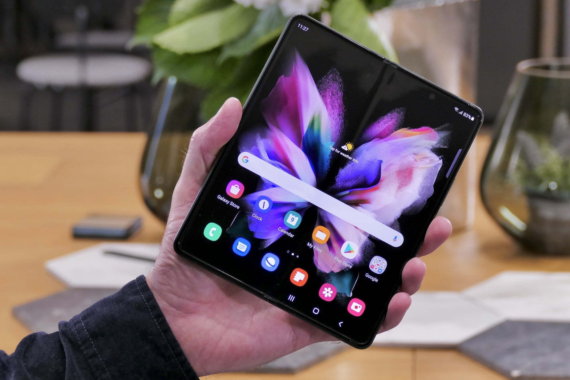 Samsung galaxy z fold3 12