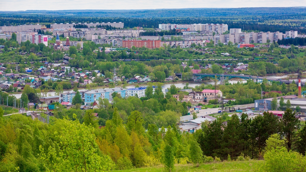 Пермский край часы. Г Чусовой Пермский край. Город Чусовой Пермский край достопримечательности. Урал город Чусовой. Центр город Чусовой.