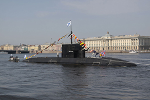 В Питере на воду спустят «Кронштадт» В Питере на воду спустят «Кронштадт»