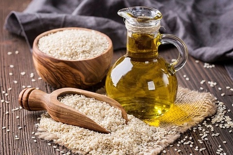 Масло холодного отжима: в чем его польза и как приготовить его дома