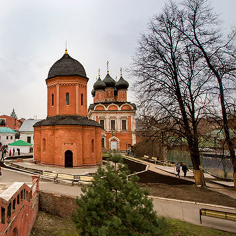 Монастырь-невидимка на Петровке