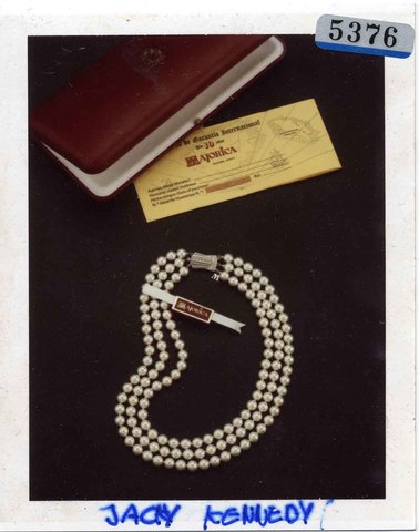 THE JACKIE KENNEDY NECKLACE