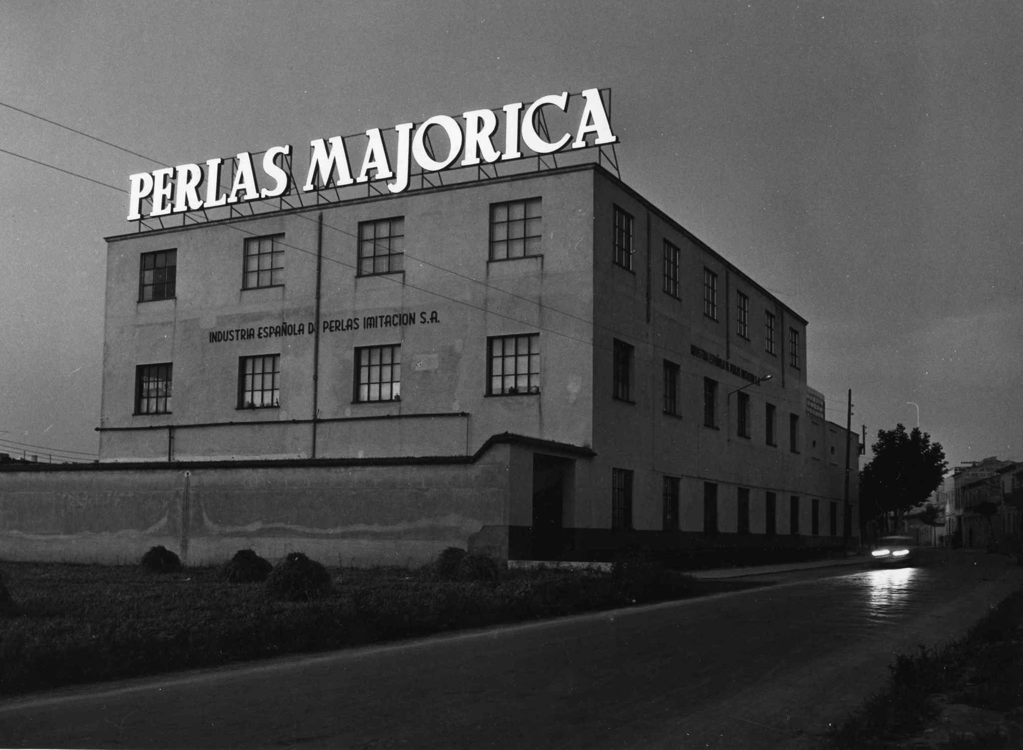 OPENING OF THE FACTORY TO THE GENERAL PUBLIC