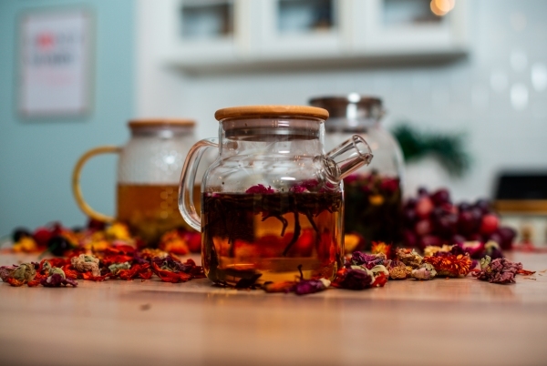 Если залить сухую чайную. Ча хэ. Ai 4к. Отвар шиповника. Если залить сухую чайную.