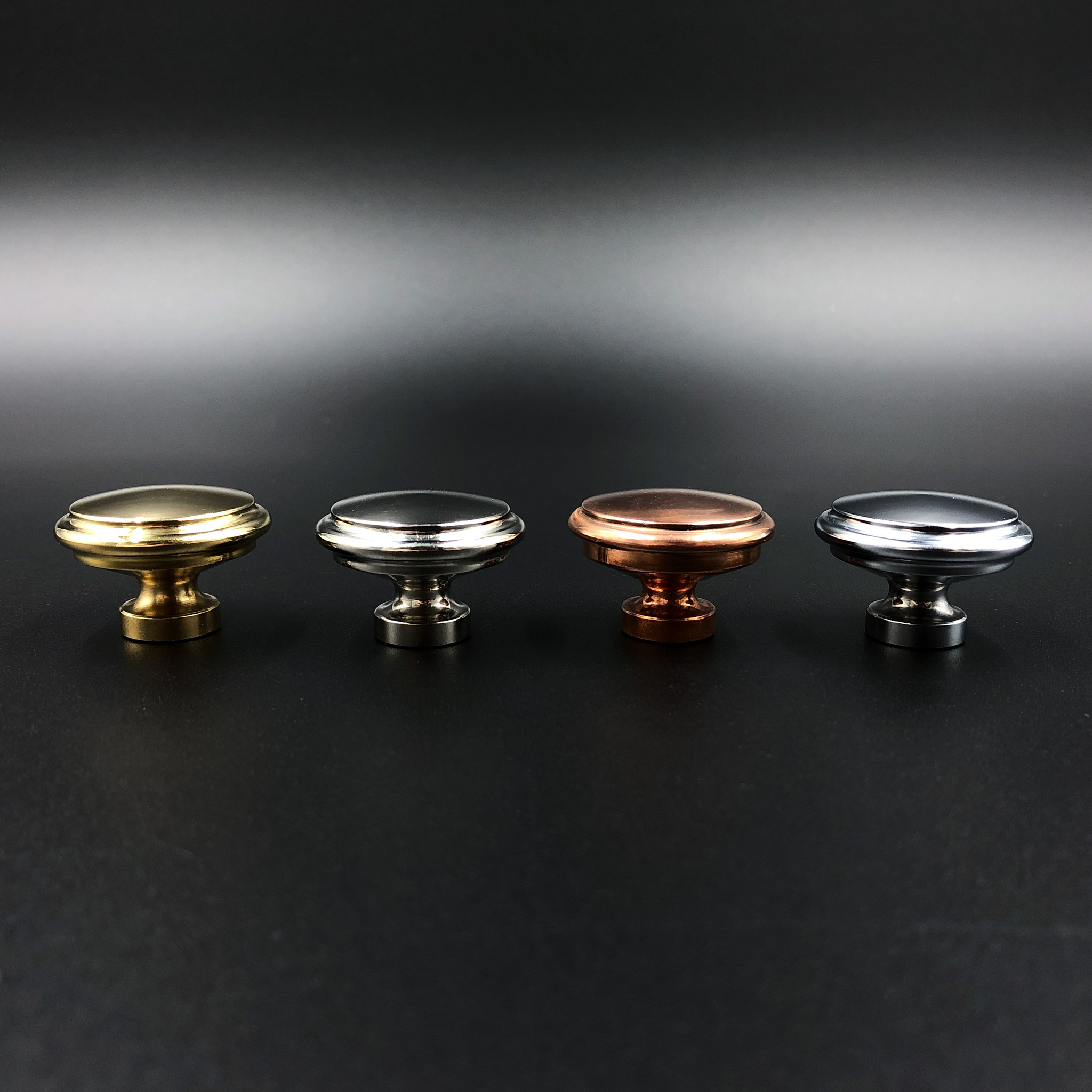 Преимущества использования разных металлов в интерьере?