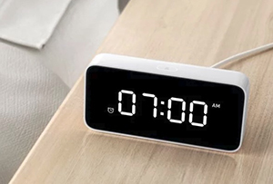 Часы, управляющие климатической техникой, придумала Xiaomi Часы, управляющие климатической техникой, придумала Xiaomi