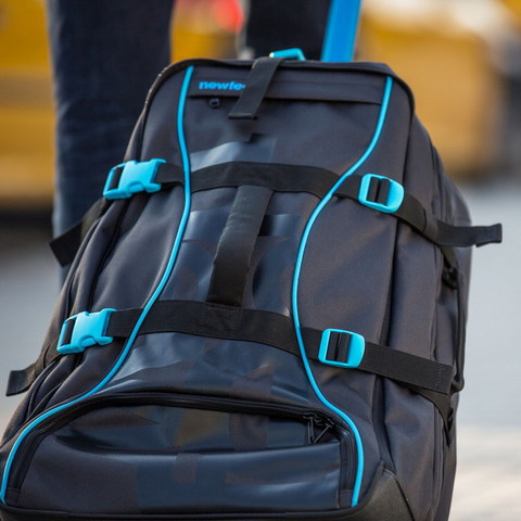 Сумка рюкзак на колесиках – что это такое?