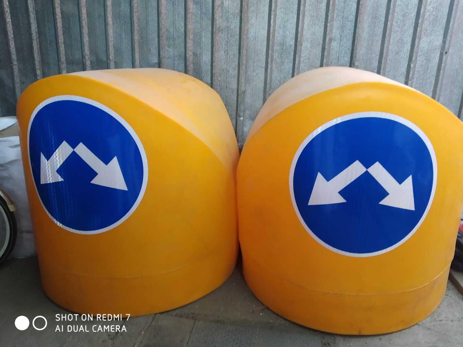 Осевые разделительные буферы 1350x1350x1350 скоро на наших дорогах Осевые разделительные буферы 1350x1350x1350 скоро на наших дорогах