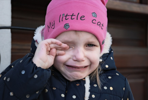 5 фраз, которые нельзя говорить ребёнку, когда он плачет!