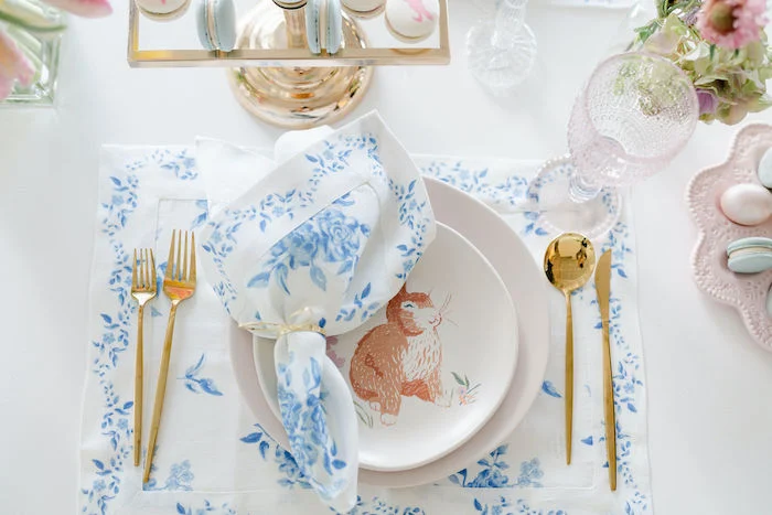 Минималистичная цветочная Пасха