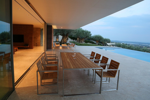 Мебель для сада из дерева и металла для нашего заказчика в Греции