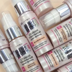 Стойкий тональный крем-флюид  All Day Long