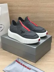 Кроссовки Prada