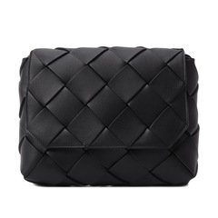 Мужские сумки через плечо Bottega Veneta