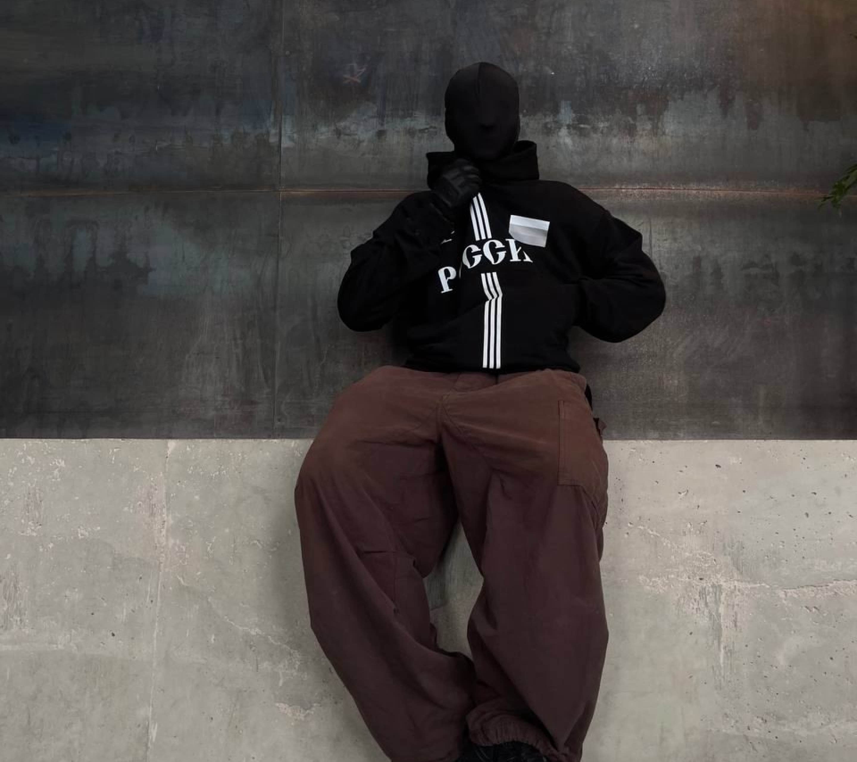 Купить одежду коллекции Automatic Vertical Коллекция одежды Automatic Vertical