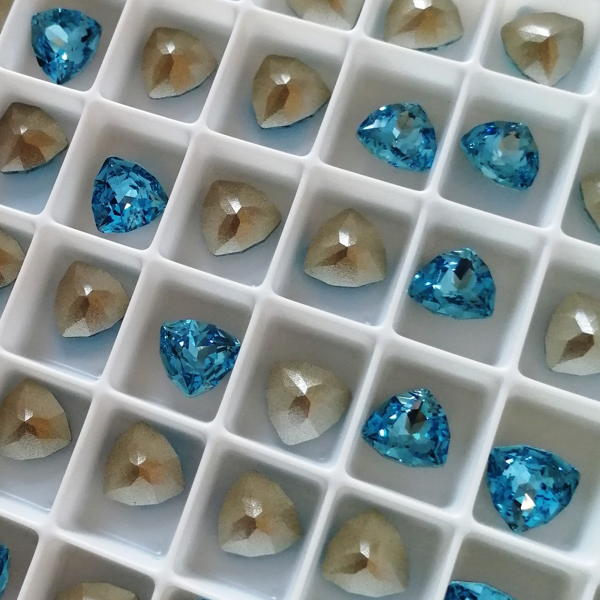 Trilliant Swarovski 7мм