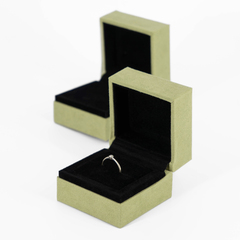 Футляры пластиковые с покрытием