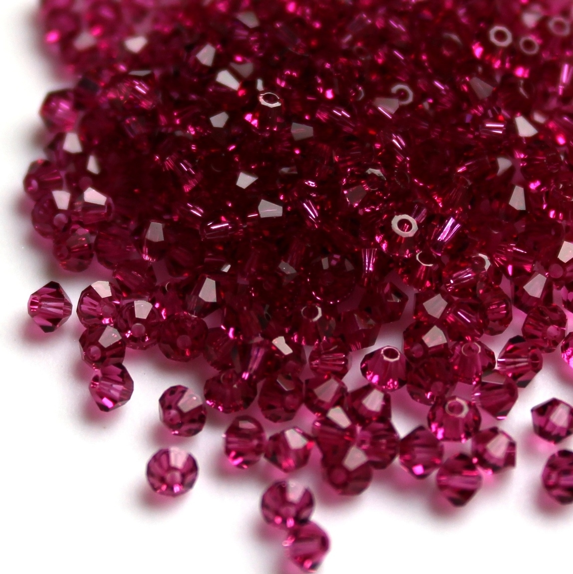 Биконусы Swarovski 2,5 мм