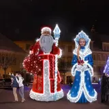 Фигуры Деда Мороза и Снегурочки изображение