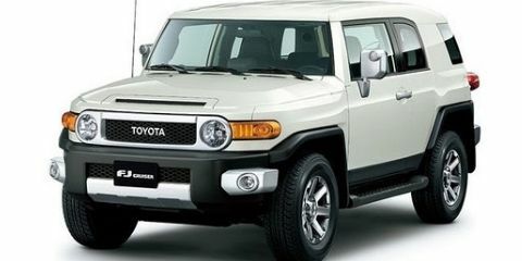 TOYOTA FJ CRUISER