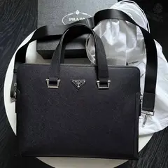 Мужские портфели Prada