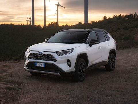 RAV4