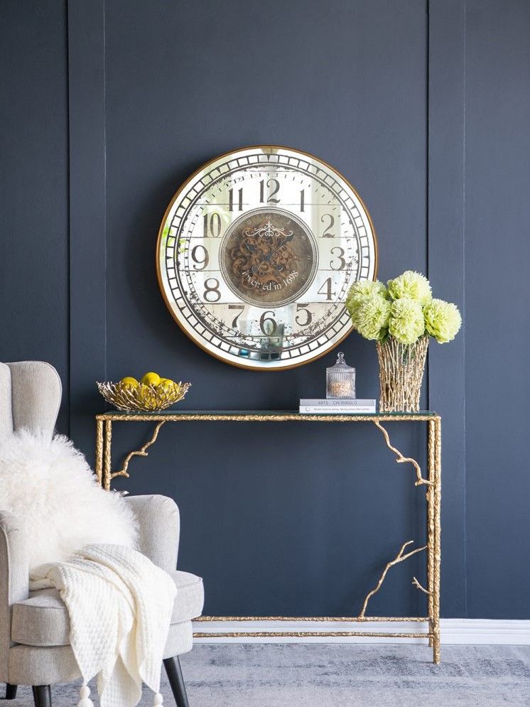 Часы настенные 82х10х82см