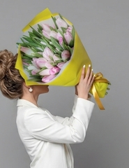 Букет из розовых тюльпанов