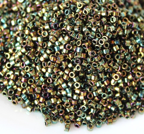 DB-0024 Бисер цилиндрический Миюки делика 11/0 /Miyuki delica 11/0 Metallic Green AB