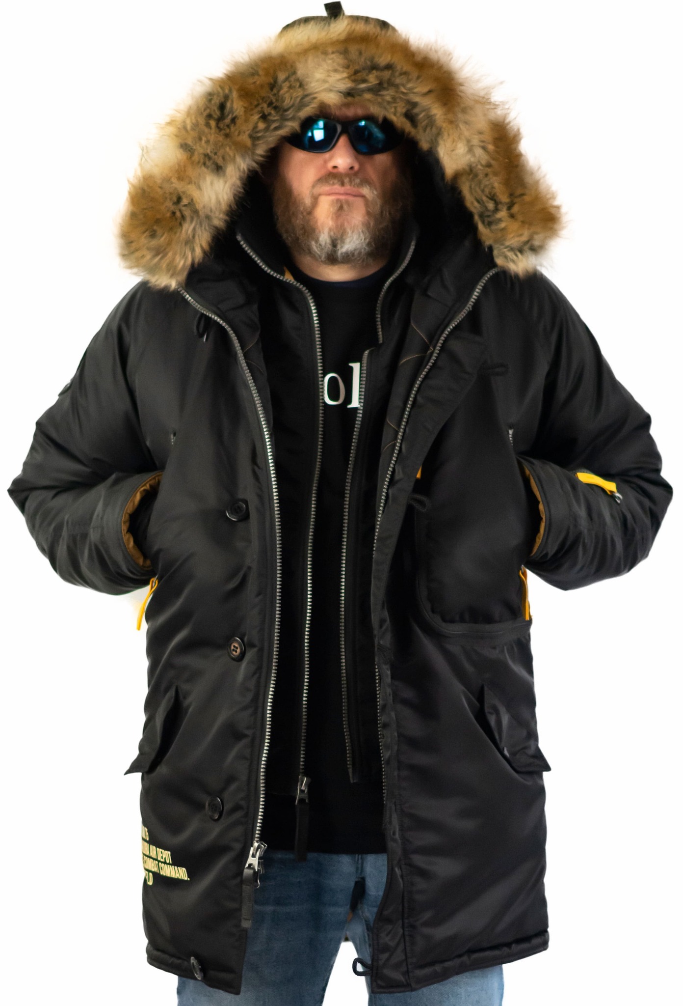 Зимние мужские куртки