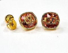 komplekt-ukrashenij-valentino-kole-sergi-s-rozovym-kamnem