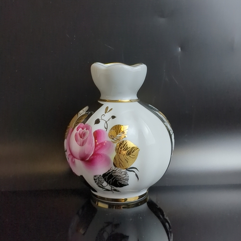 Ваза для цветов фарфоровая "Роза" золочение, роспись, 12 см, ЛФЗ сделано в СССР, винтаж 1970-1990 гг