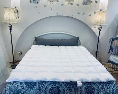 Наматрасник пуховый 2 см 200x200 Dorbena