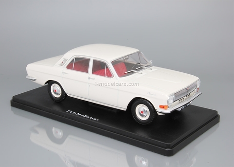 GAZ-24 Volga white 1:24 Legendary Soviet cars Hachette #8