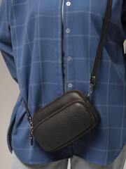 Сумка кожаная кросс-боди темно-зеленая