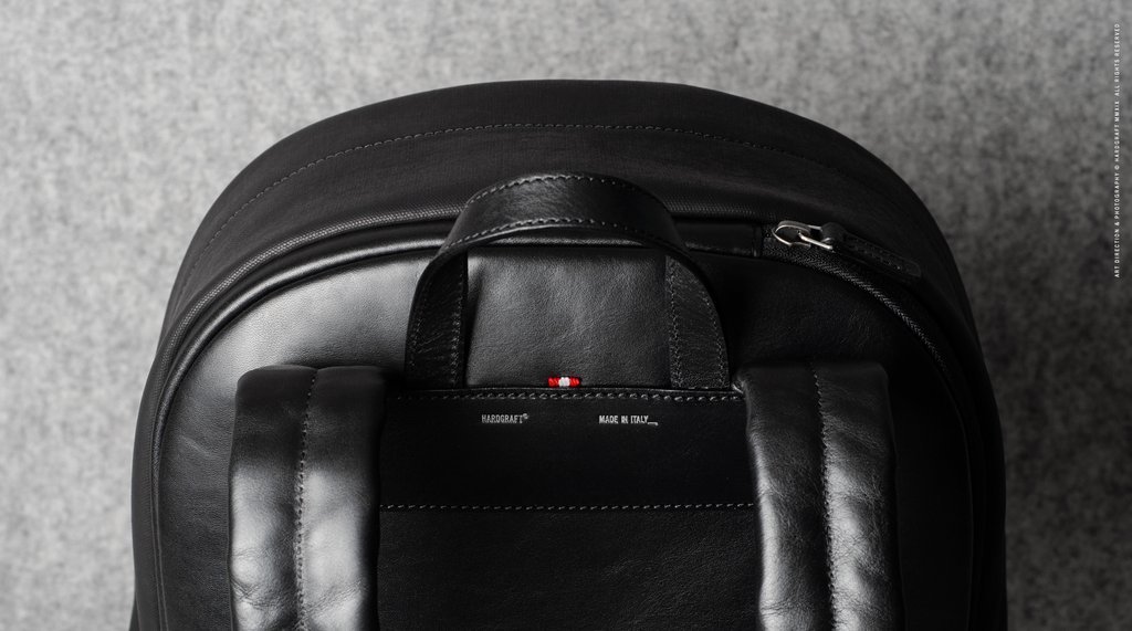 Hard Graft Well-Rounded Backpack Black Coated — рюкзак