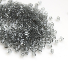 Бисер Тохо Hexagon 11/0 0009 светло-серый