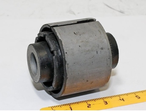 САЙЛЕНТБЛОК РЫЧАГА ЗАДНЕЙ ПОДВЕСКИ ПОПЕРЕЧНОГО CRETA, ix35 (4WD), SPORTAGE SL (4WD) ЗАДНЕГО HS TECH, CTR (ПОД БОЛТ M12)