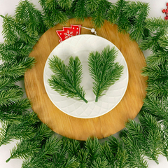 Еловая лапка, цвет светло-зеленый, 11*7 см, трехлапка, набор 30 шт.