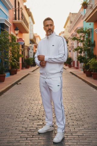 Спортивный костюм Lacoste 883117white