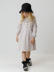 платье  для девочки  КР 5897/бежевый 4002 Н084 к609