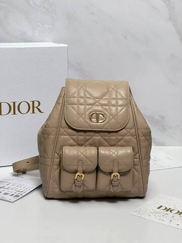 Рюкзак Dior Caro светло-коричневый, модель среднего формата