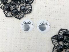 Глаза бегающие с ресницами, d 18 мм