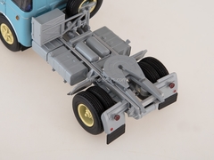 Skoda LIAZ 706 RTTN road tractor blue-beige 1:43 Start Scale Models (SSM)