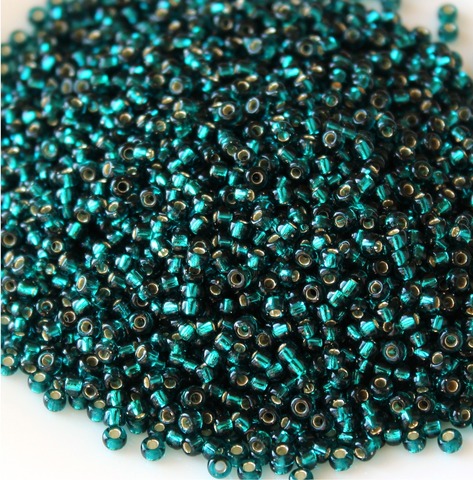 8/0 RR-0030 Бисер круглый Миюки Темно-бирюзовый прозрачный с серебристой линией внутри /Miyuki round 8/0 Silverlined transparant dark teal