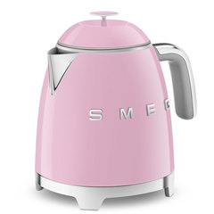 Чайник мини 0.8л Smeg Стиль 50-х годов розовый